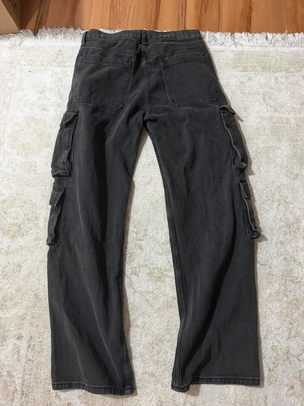 Black Men's PacSun Baggy Cargo Pants - Durable Utility Style